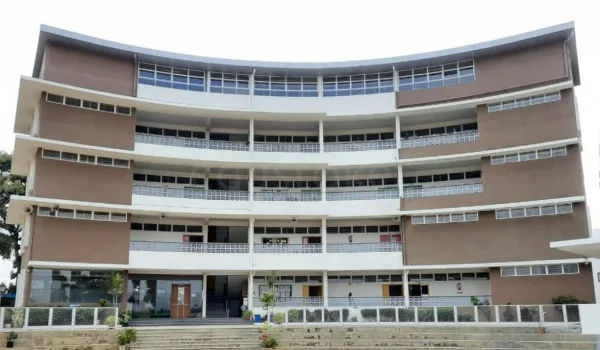 Featured Image of The Polaris International School